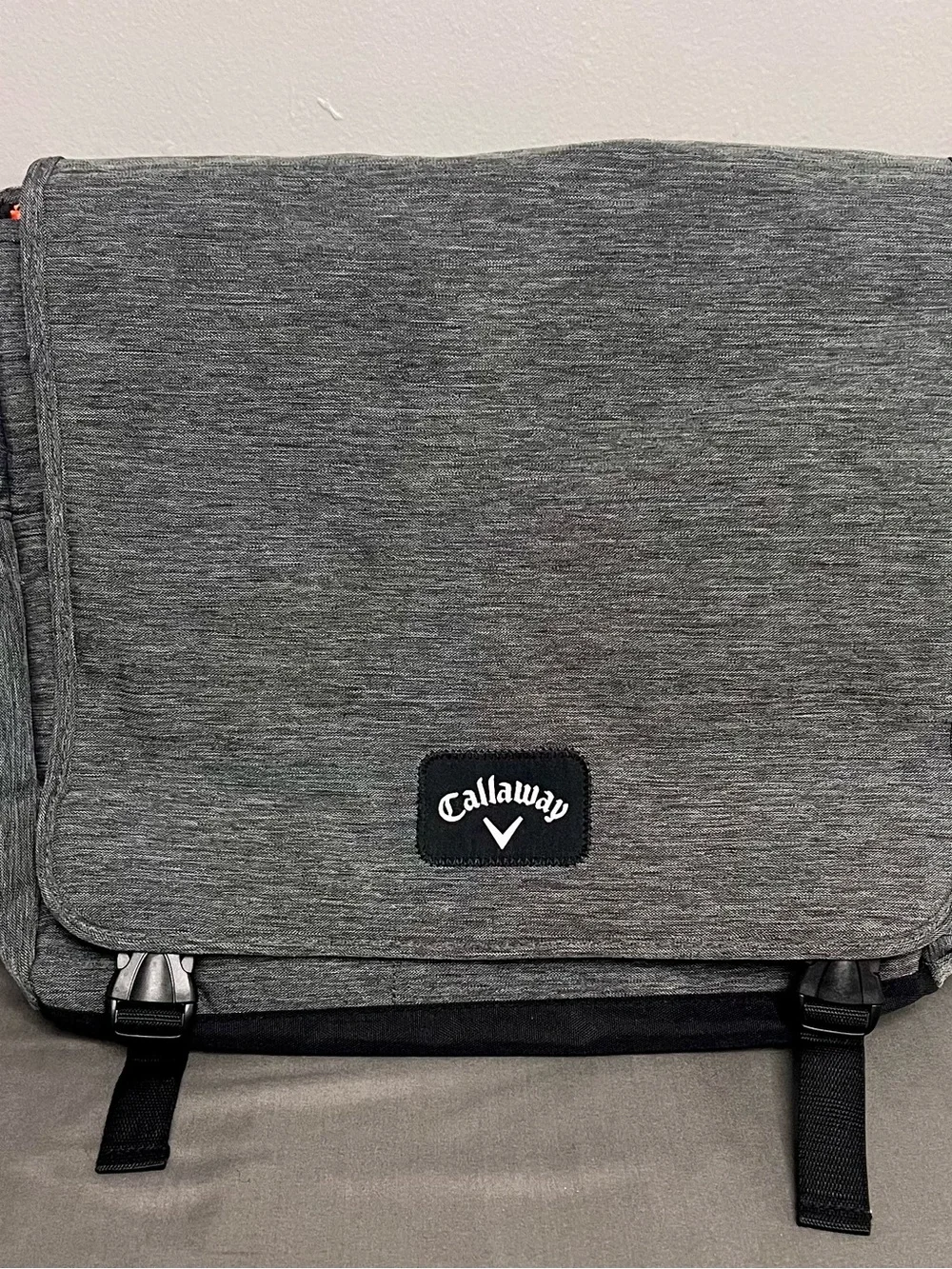 Callaway Grey Clip Shoulder Strap Laptop Golf Travel Messenger Bag 15x15”
